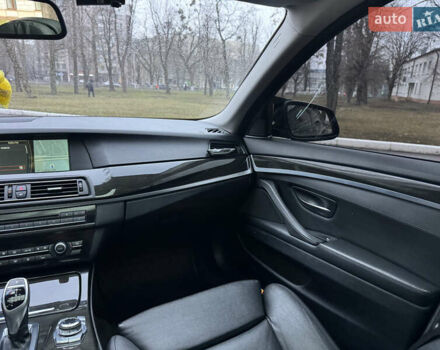 Черный БМВ 5 Серия, объемом двигателя 3 л и пробегом 215 тыс. км за 13400 $, фото 16 на Automoto.ua