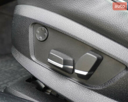 Черный БМВ 5 Серия, объемом двигателя 3 л и пробегом 215 тыс. км за 15850 $, фото 42 на Automoto.ua