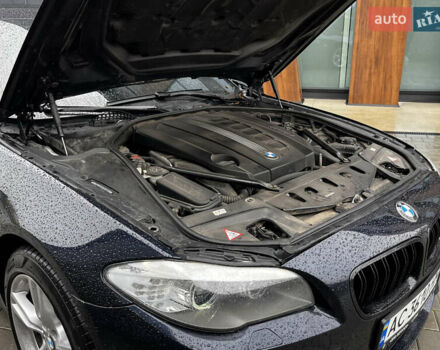 Черный БМВ 5 Серия, объемом двигателя 2.99 л и пробегом 295 тыс. км за 14000 $, фото 41 на Automoto.ua
