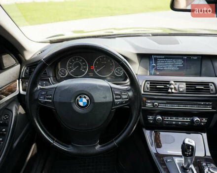 Черный БМВ 5 Серия, объемом двигателя 3 л и пробегом 215 тыс. км за 15850 $, фото 58 на Automoto.ua