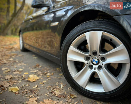 Чорний БМВ 5 Серія, об'ємом двигуна 3 л та пробігом 276 тис. км за 10999 $, фото 60 на Automoto.ua
