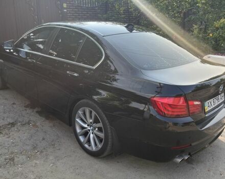 Чорний БМВ 5 Серія, об'ємом двигуна 3 л та пробігом 262 тис. км за 12700 $, фото 5 на Automoto.ua