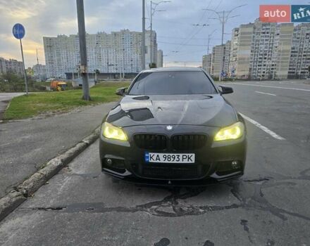 Чорний БМВ 5 Серія, об'ємом двигуна 3 л та пробігом 266 тис. км за 13600 $, фото 1 на Automoto.ua
