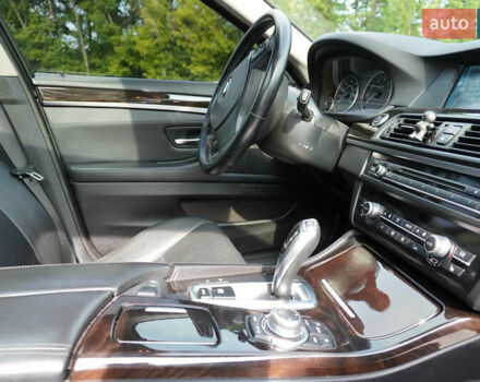 Черный БМВ 5 Серия, объемом двигателя 3 л и пробегом 215 тыс. км за 15850 $, фото 50 на Automoto.ua