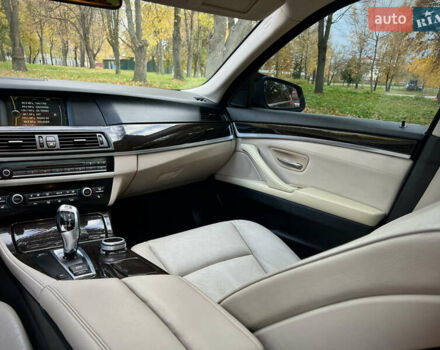 Чорний БМВ 5 Серія, об'ємом двигуна 3 л та пробігом 276 тис. км за 10999 $, фото 21 на Automoto.ua