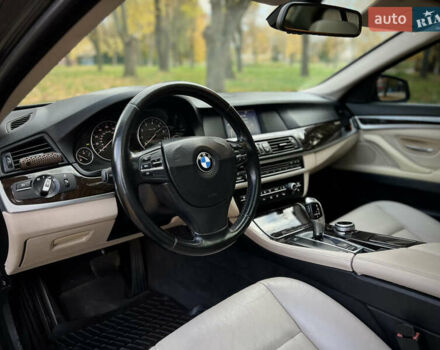 Чорний БМВ 5 Серія, об'ємом двигуна 3 л та пробігом 276 тис. км за 10999 $, фото 38 на Automoto.ua