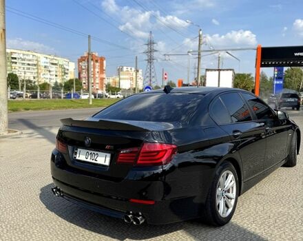 Черный БМВ 5 Серия, объемом двигателя 3 л и пробегом 281 тыс. км за 15000 $, фото 1 на Automoto.ua