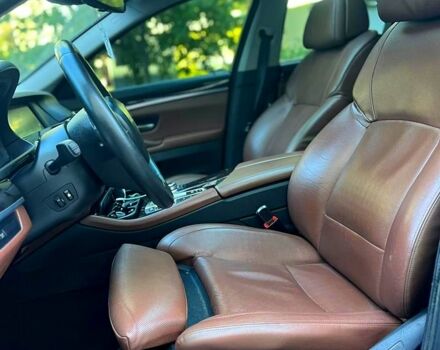 Черный БМВ 5 Серия, объемом двигателя 4.4 л и пробегом 130 тыс. км за 16500 $, фото 8 на Automoto.ua