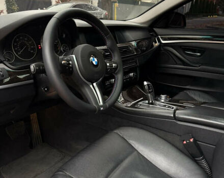 Черный БМВ 5 Серия, объемом двигателя 3 л и пробегом 217 тыс. км за 12300 $, фото 3 на Automoto.ua