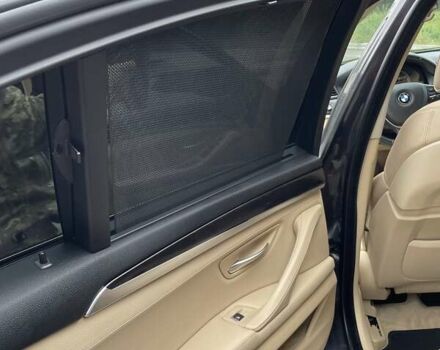 Чорний БМВ 5 Серія, об'ємом двигуна 3 л та пробігом 205 тис. км за 20300 $, фото 45 на Automoto.ua