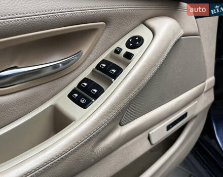 Черный БМВ 5 Серия, объемом двигателя 2.99 л и пробегом 295 тыс. км за 14000 $, фото 16 на Automoto.ua