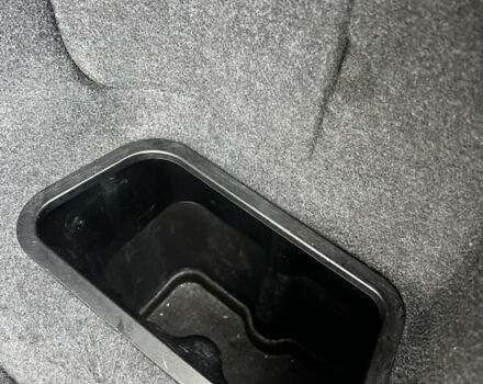 Черный БМВ 5 Серия, объемом двигателя 2 л и пробегом 374 тыс. км за 14800 $, фото 10 на Automoto.ua