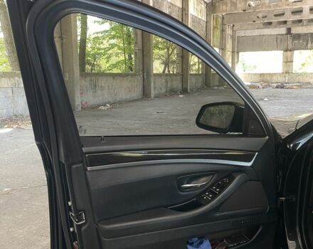 Чорний БМВ 5 Серія, об'ємом двигуна 3 л та пробігом 260 тис. км за 13500 $, фото 10 на Automoto.ua
