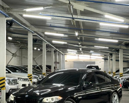 Черный БМВ 5 Серия, объемом двигателя 2.99 л и пробегом 255 тыс. км за 15700 $, фото 6 на Automoto.ua