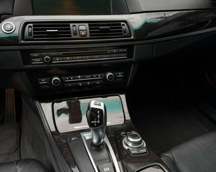 Черный БМВ 5 Серия, объемом двигателя 3 л и пробегом 217 тыс. км за 12300 $, фото 5 на Automoto.ua