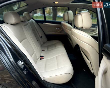 Чорний БМВ 5 Серія, об'ємом двигуна 3 л та пробігом 276 тис. км за 10999 $, фото 33 на Automoto.ua