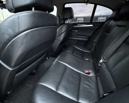 Черный БМВ 5 Серия, объемом двигателя 3 л и пробегом 326 тыс. км за 15500 $, фото 12 на Automoto.ua