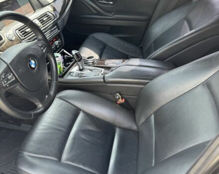 Чорний БМВ 5 Серія, об'ємом двигуна 3 л та пробігом 281 тис. км за 13500 $, фото 5 на Automoto.ua