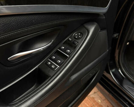 Черный БМВ 5 Серия, объемом двигателя 3 л и пробегом 217 тыс. км за 12300 $, фото 7 на Automoto.ua