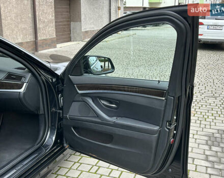 Чорний БМВ 5 Серія, об'ємом двигуна 2 л та пробігом 186 тис. км за 12999 $, фото 21 на Automoto.ua