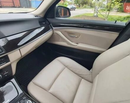 Черный БМВ 5 Серия, объемом двигателя 3 л и пробегом 152 тыс. км за 14150 $, фото 22 на Automoto.ua