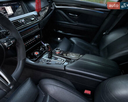 Чорний БМВ 5 Серія, об'ємом двигуна 2 л та пробігом 236 тис. км за 12500 $, фото 33 на Automoto.ua