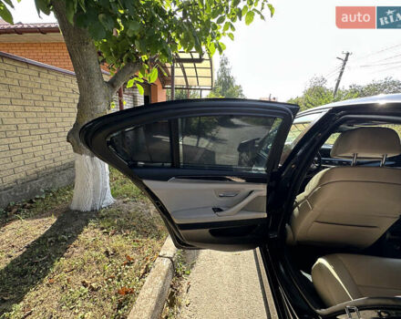 Чорний БМВ 5 Серія, об'ємом двигуна 2 л та пробігом 191 тис. км за 9999 $, фото 23 на Automoto.ua