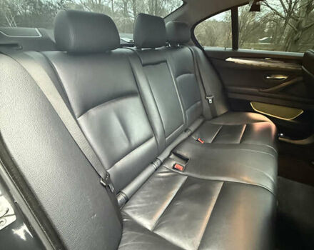 Чорний БМВ 5 Серія, об'ємом двигуна 3 л та пробігом 210 тис. км за 14600 $, фото 32 на Automoto.ua