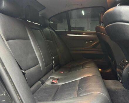 Чорний БМВ 5 Серія, об'ємом двигуна 3 л та пробігом 229 тис. км за 12800 $, фото 16 на Automoto.ua
