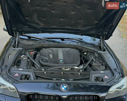 Чорний БМВ 5 Серія, об'ємом двигуна 3 л та пробігом 281 тис. км за 18400 $, фото 26 на Automoto.ua