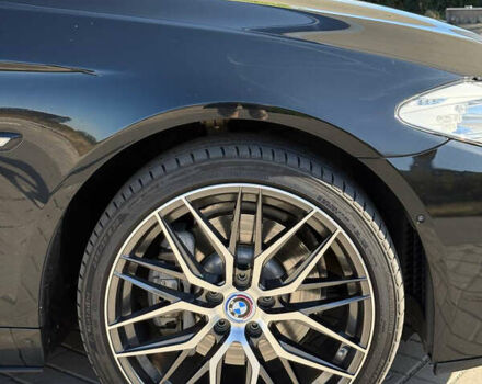 Черный БМВ 5 Серия, объемом двигателя 2.99 л и пробегом 99 тыс. км за 18000 $, фото 7 на Automoto.ua