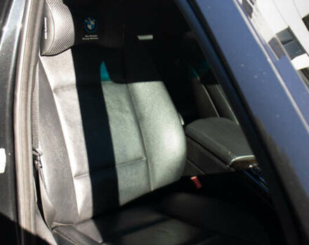 Чорний БМВ 5 Серія, об'ємом двигуна 2 л та пробігом 233 тис. км за 15200 $, фото 33 на Automoto.ua