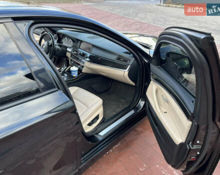 Черный БМВ 5 Серия, объемом двигателя 2.98 л и пробегом 218 тыс. км за 16000 $, фото 8 на Automoto.ua