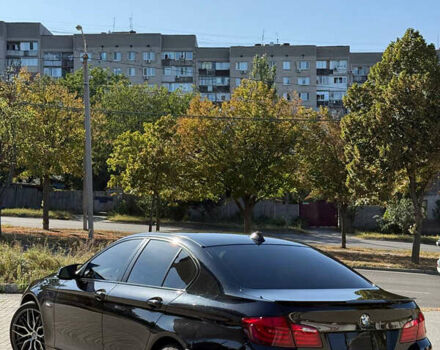Черный БМВ 5 Серия, объемом двигателя 2.99 л и пробегом 99 тыс. км за 18000 $, фото 2 на Automoto.ua
