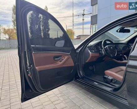 БМВ 5 Серия 2012 в Одессе на Automoto.ua Черный БМВ 5 Серия, объемом двигателя 2.99 л и пробегом 191 тыс. км за 11999 $, фото 28 на Automoto.ua