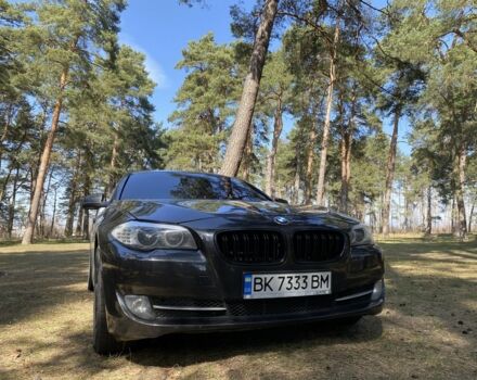 Чорний БМВ 5 Серія, об'ємом двигуна 2 л та пробігом 258 тис. км за 11000 $, фото 6 на Automoto.ua