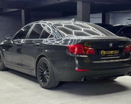 Чорний БМВ 5 Серія, об'ємом двигуна 3 л та пробігом 229 тис. км за 12800 $, фото 3 на Automoto.ua