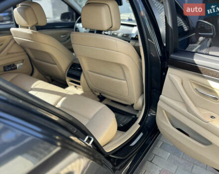 Чорний БМВ 5 Серія, об'ємом двигуна 2 л та пробігом 282 тис. км за 13600 $, фото 4 на Automoto.ua