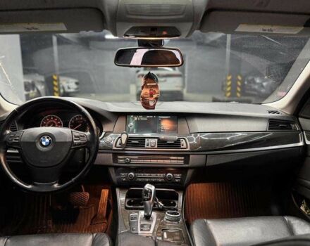 Чорний БМВ 5 Серія, об'ємом двигуна 3 л та пробігом 229 тис. км за 12800 $, фото 11 на Automoto.ua