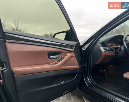 Черный БМВ 5 Серия, объемом двигателя 2.99 л и пробегом 228 тыс. км за 15600 $, фото 46 на Automoto.ua