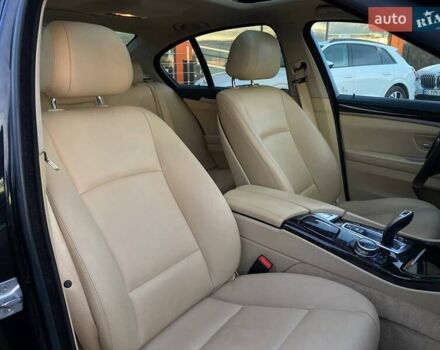 Чорний БМВ 5 Серія, об'ємом двигуна 3 л та пробігом 208 тис. км за 15600 $, фото 26 на Automoto.ua
