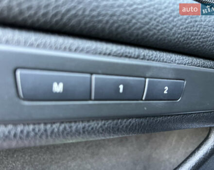 Черный БМВ 5 Серия, объемом двигателя 3 л и пробегом 263 тыс. км за 15900 $, фото 12 на Automoto.ua