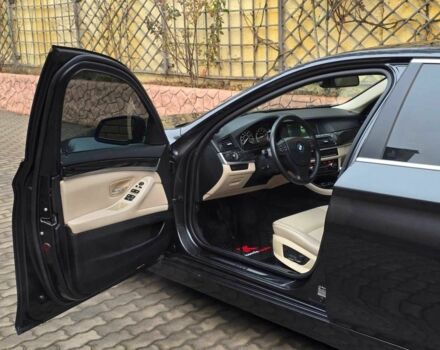 Чорний БМВ 5 Серія, об'ємом двигуна 2 л та пробігом 240 тис. км за 12499 $, фото 4 на Automoto.ua