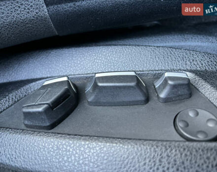 Черный БМВ 5 Серия, объемом двигателя 3 л и пробегом 263 тыс. км за 15900 $, фото 11 на Automoto.ua