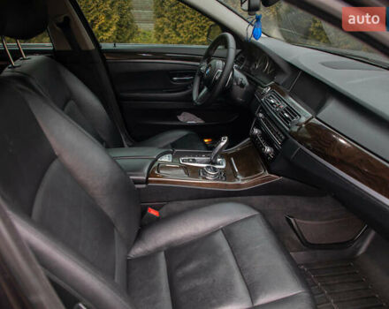 Чорний БМВ 5 Серія, об'ємом двигуна 3 л та пробігом 233 тис. км за 19600 $, фото 30 на Automoto.ua