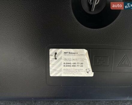 Чорний БМВ 5 Серія, об'ємом двигуна 2 л та пробігом 240 тис. км за 12799 $, фото 10 на Automoto.ua