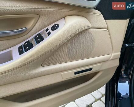 Чорний БМВ 5 Серія, об'ємом двигуна 3 л та пробігом 208 тис. км за 15600 $, фото 11 на Automoto.ua
