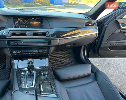 БМВ 5 Серия 2013 в Днепре (Днепропетровске) на Automoto.ua Черный БМВ 5 Серия, объемом двигателя 4.4 л и пробегом 115 тыс. км за 17999 $, фото 18 на Automoto.ua