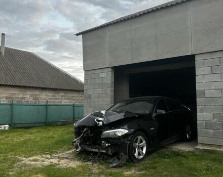 Чорний БМВ 5 Серія, об'ємом двигуна 2 л та пробігом 350 тис. км за 6000 $, фото 2 на Automoto.ua