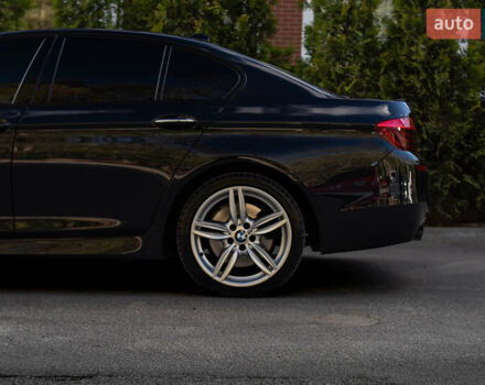 Чорний БМВ 5 Серія, об'ємом двигуна 3 л та пробігом 218 тис. км за 23500 $, фото 14 на Automoto.ua